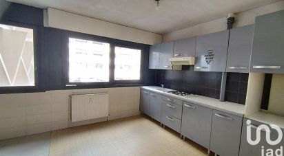 Appartement 3 pièces de 72 m² à Oyonnax (01100)