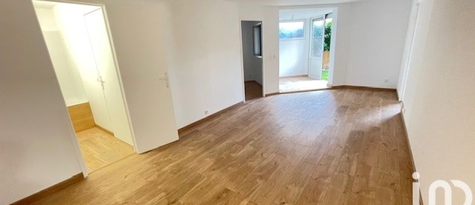 Appartement 2 pièces de 57 m² à Courcouronnes (91080)