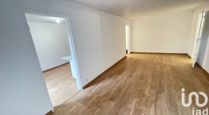 Appartement 2 pièces de 57 m² à Courcouronnes (91080)