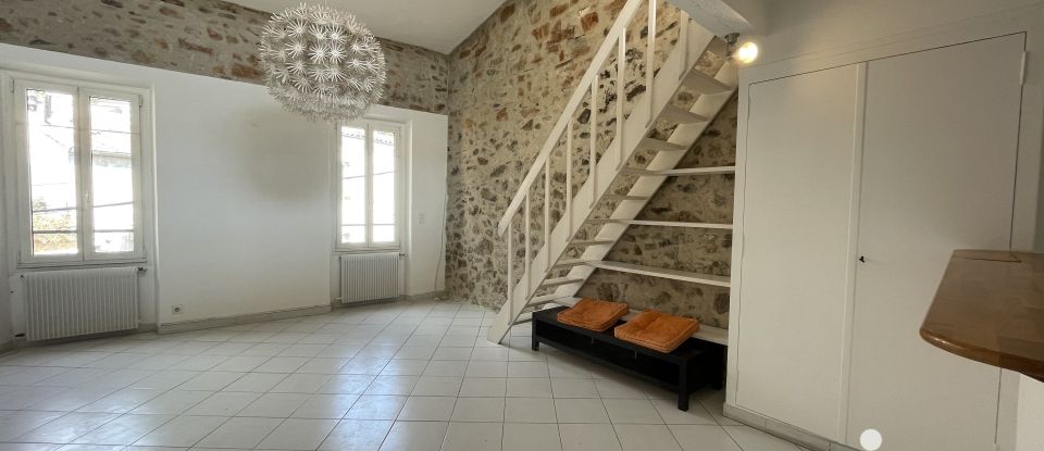 House 5 rooms of 126 m² in Vallauris (06220)