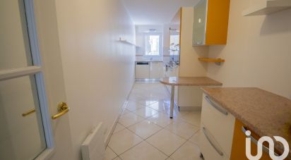 Apartment 3 rooms of 75 m² in Saint-Raphaël (83700)