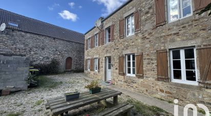 Maison 9 pièces de 210 m² à Héauville (50340)