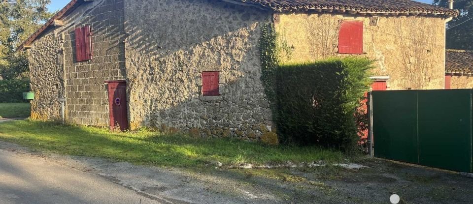 Traditional house 2 rooms of 25 m² in Le Tallud (79200)