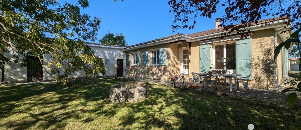 Maison de village 4 pièces de 88 m² à Saint-Louis-de-Montferrand (33440)