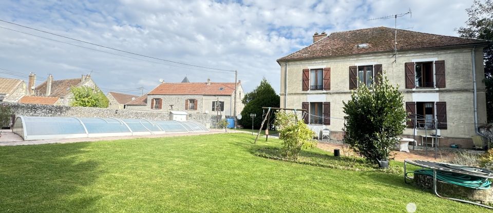 Maison 7 pièces de 187 m² à Jouy-le-Châtel (77970)