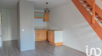 Apartment 2 rooms of 35 m² in Paray-Vieille-Poste (91550)