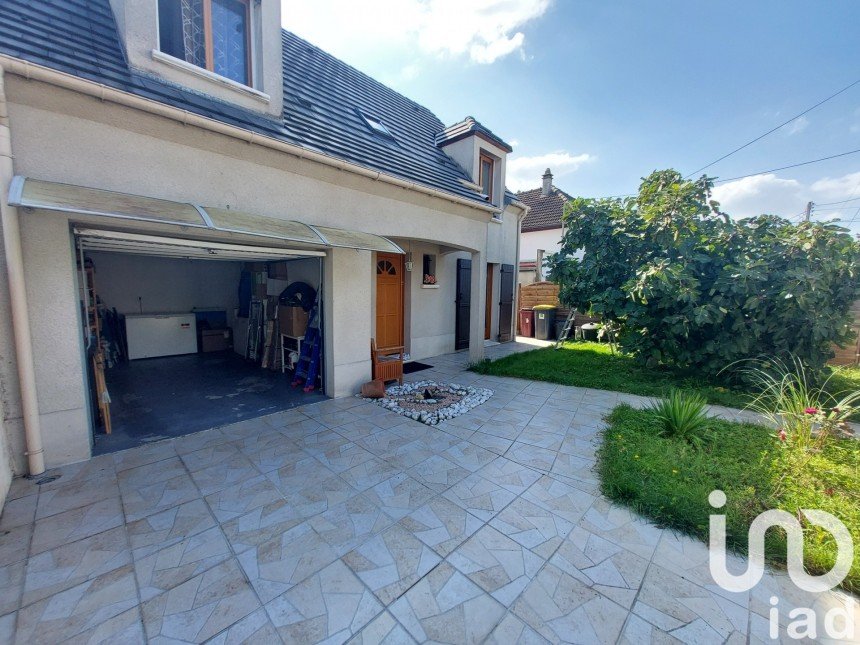 Vente Maison 105m² 6 Pièces à La Chapelle-Gauthier (77720) - Iad France