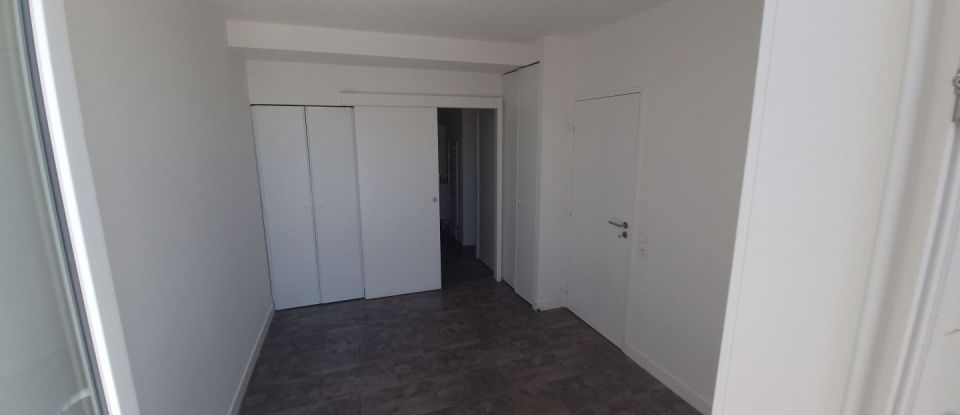 Apartment 2 rooms of 45 m² in Périgny (17180)