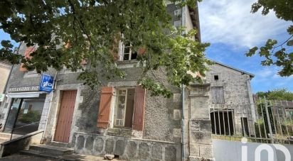 Maison 4 pièces de 128 m² à Champagnac-de-Belair (24530)