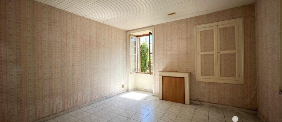 House 4 rooms of 128 m² in Champagnac-de-Belair (24530)