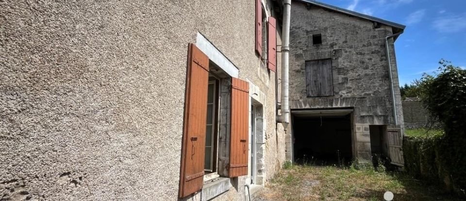 Maison 4 pièces de 128 m² à Champagnac-de-Belair (24530)