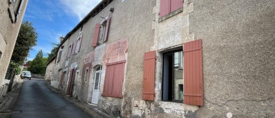 House 4 rooms of 128 m² in Champagnac-de-Belair (24530)