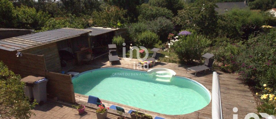 House 7 rooms of 140 m² in Couëron (44220)