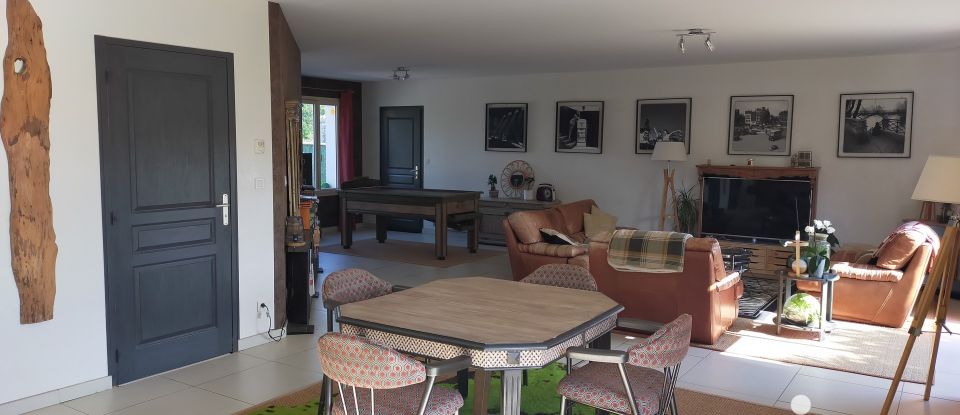 Maison traditionnelle 5 pièces de 114 m² à Nieul-sur-l'Autise (85240)