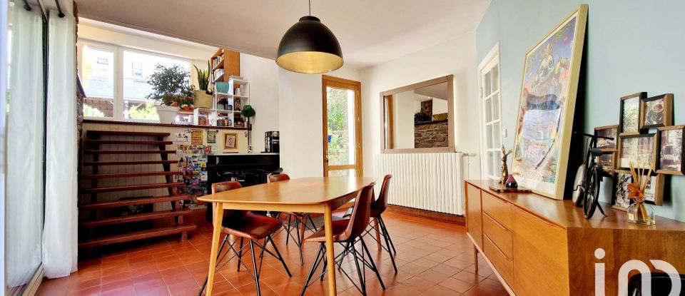 House 10 rooms of 207 m² in Muzillac (56190)