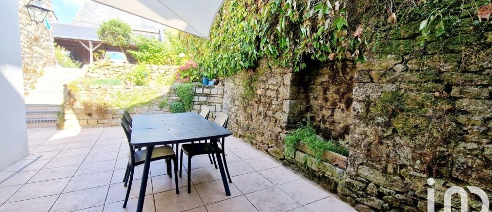 House 10 rooms of 207 m² in Muzillac (56190)