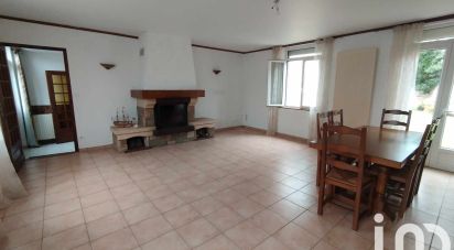 Longère 6 pièces de 141 m² à Barenton-Cel (02000)