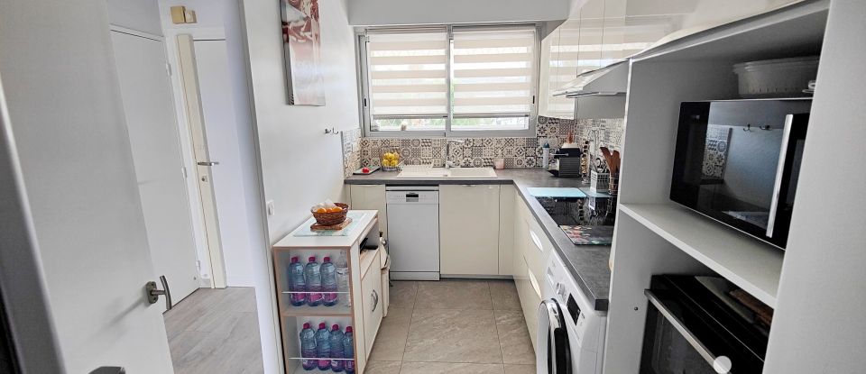 Appartement 3 pièces de 78 m² à Villeneuve-Loubet (06270)