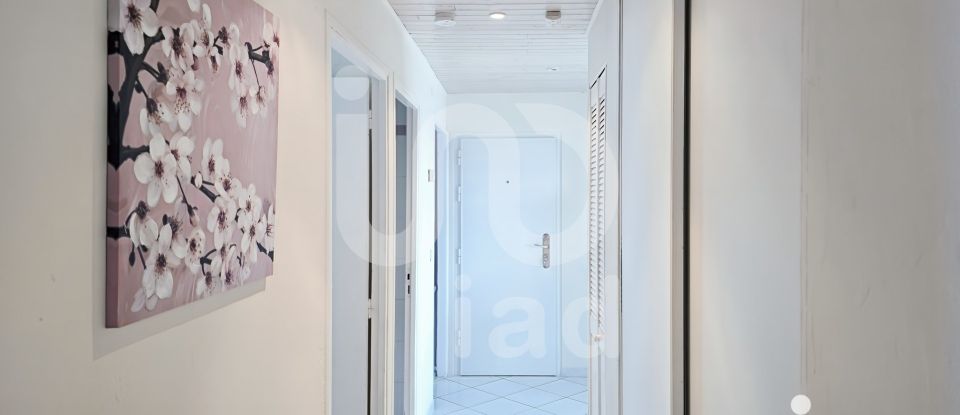 Apartment 3 rooms of 69 m² in Nîmes (30000)