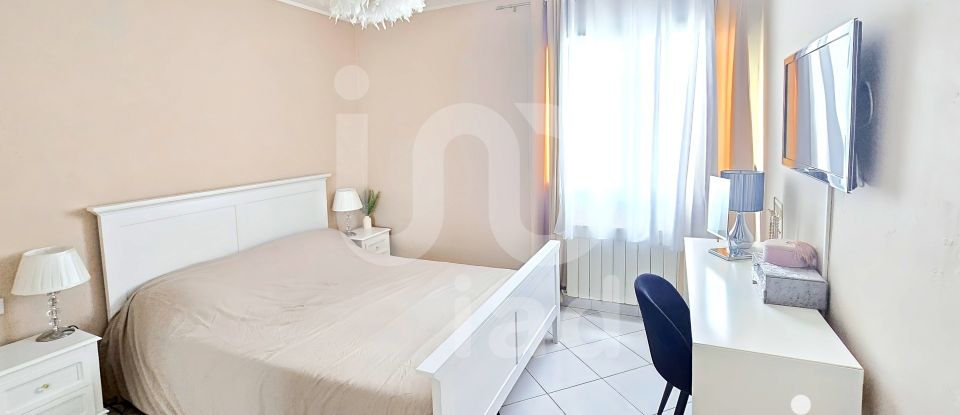 Appartement 3 pièces de 69 m² à Nîmes (30000)