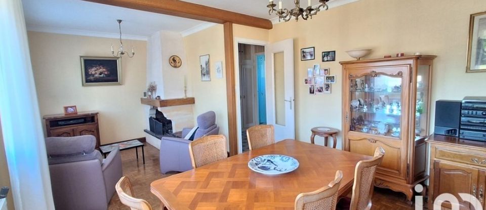 Traditional house 3 rooms of 74 m² in Le Coudray (28630)