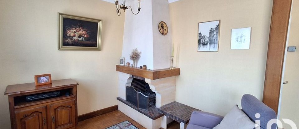 Traditional house 3 rooms of 74 m² in Le Coudray (28630)