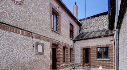 Maison 6 pièces de 126 m² à Damery (51480)