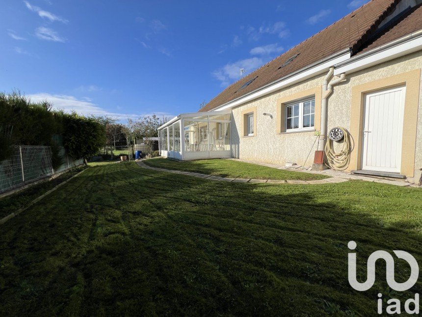 Maison 8 pièces de 170 m² à Charleville-Mézières (08000)