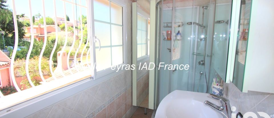 House 5 rooms of 142 m² in Sanary-sur-Mer (83110)