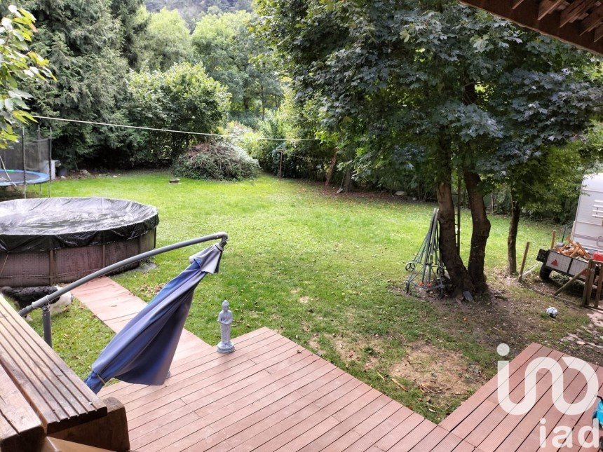 Maison 7 pièces de 189 m² à Le Bourg-d'Oisans (38520)