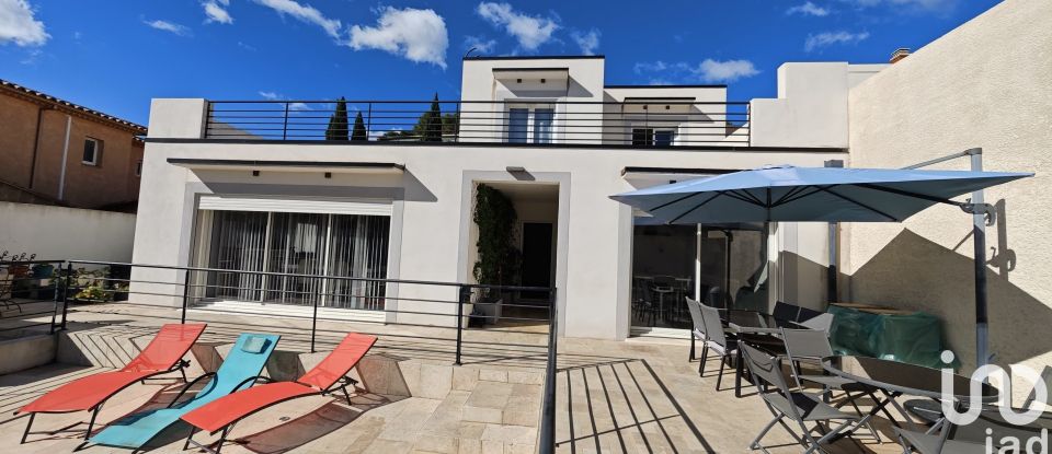 Maison 5 pièces de 152 m² à Nîmes (30000)