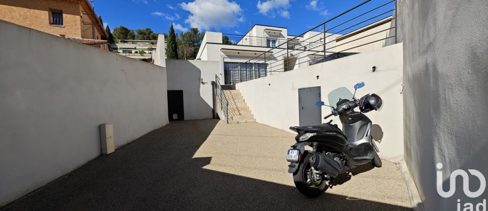 Maison 5 pièces de 152 m² à Nîmes (30000)