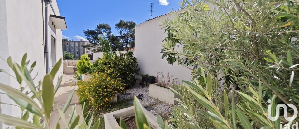 Maison 5 pièces de 152 m² à Nîmes (30000)