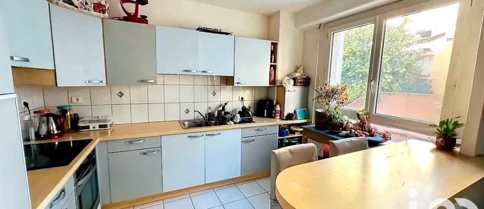 Appartement 2 pièces de 58 m² à Marseille (13008)