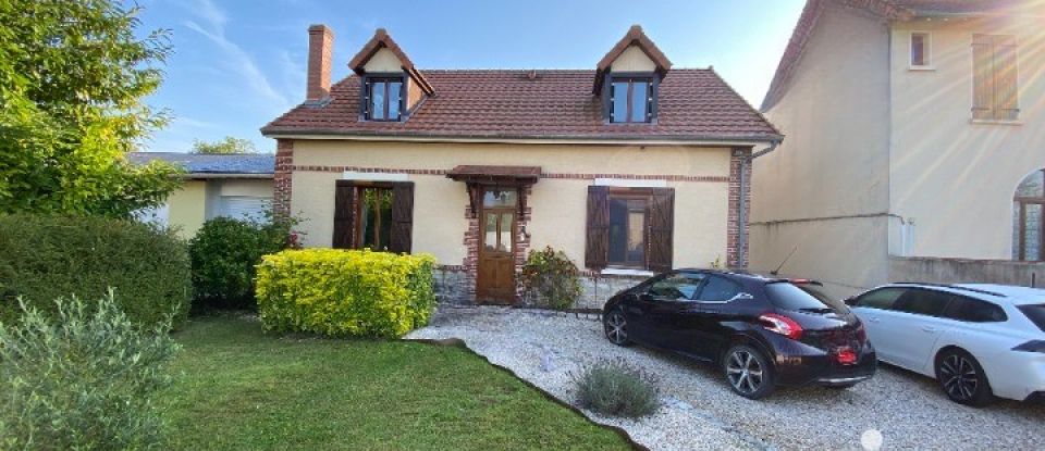 Maison 6 pièces de 130 m² à Condé-sur-Suippe (02190)