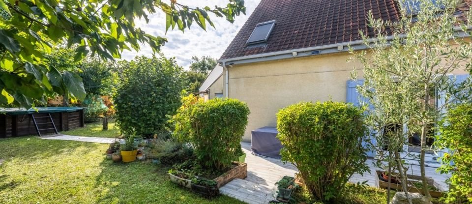 Maison 4 pièces de 110 m² à Mantes-la-Jolie (78200)