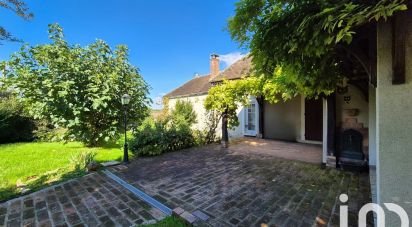 Maison 7 pièces de 160 m² à Villeneuve-la-Guyard (89340)