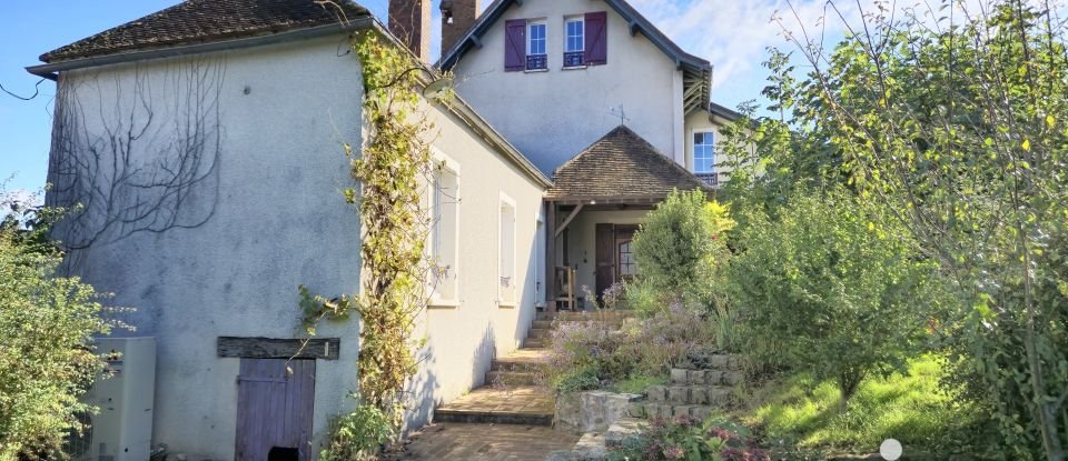 Maison 7 pièces de 160 m² à Villeneuve-la-Guyard (89340)