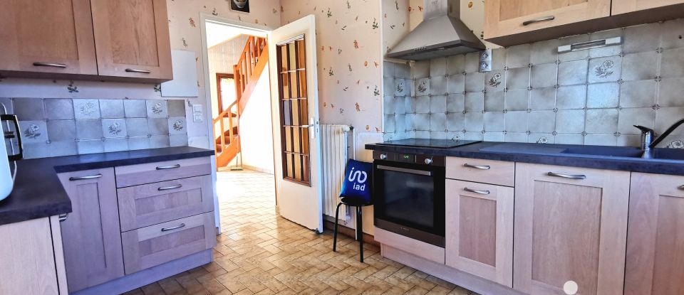 Traditional house 5 rooms of 151 m² in Amilly (45200)