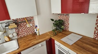 Apartment 2 rooms of 38 m² in Paris (75011)