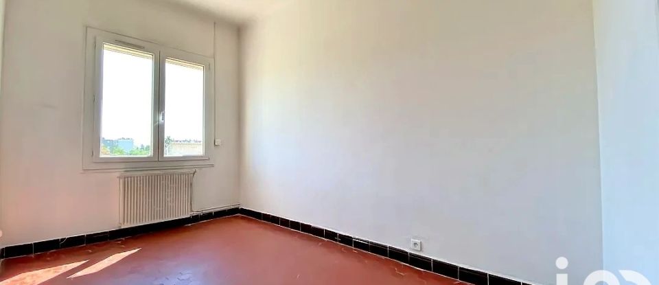 House 4 rooms of 98 m² in Carpentras (84200)