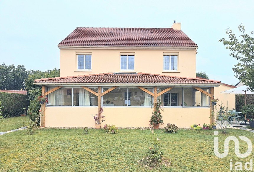 Traditional house 5 rooms of 150 m² in Elbeuf (76500)