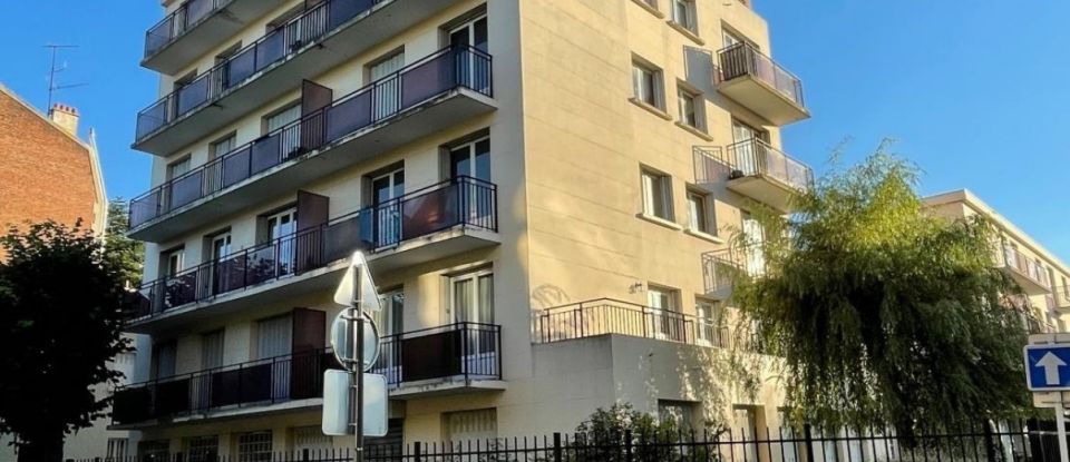 Apartment 5 rooms of 108 m² in Noisy-le-Sec (93130)