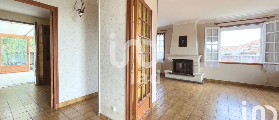 House 5 rooms of 135 m² in Puilboreau (17138)