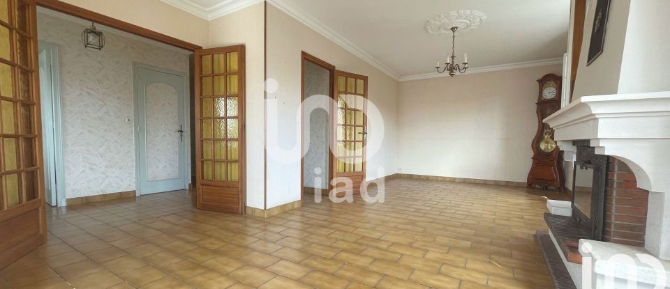 House 5 rooms of 135 m² in Puilboreau (17138)