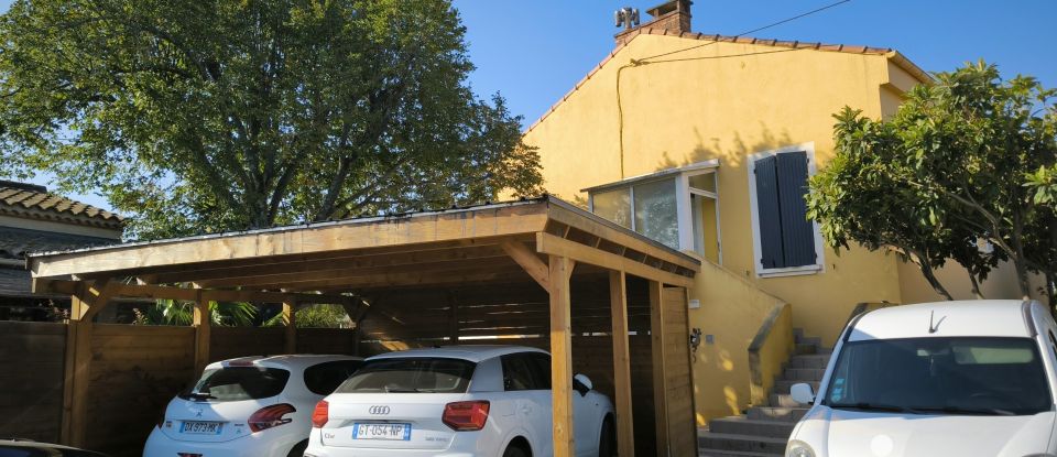 Maison traditionnelle 2 pièces de 226 m² à Vedène (84270)