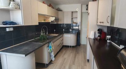 Appartement 4 pièces de 94 m² à Nîmes (30900)