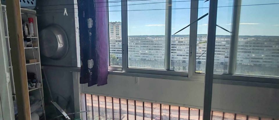 Appartement 4 pièces de 94 m² à Nîmes (30900)