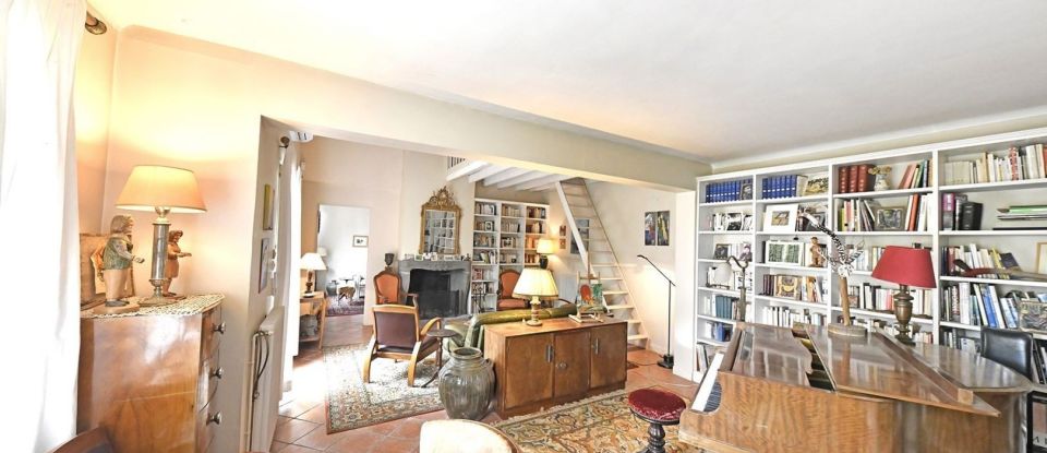 Maison 4 pièces de 135 m² à Riom (63200)