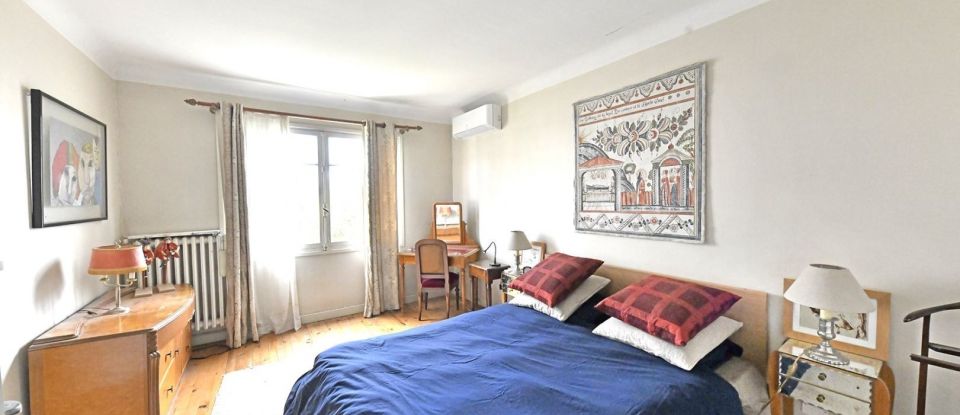 Maison 4 pièces de 135 m² à Riom (63200)